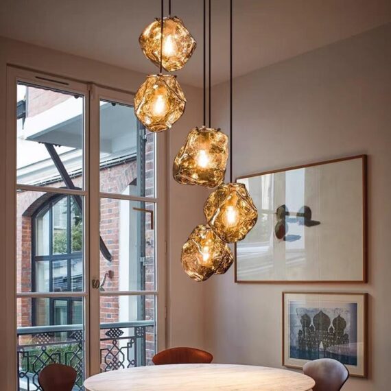 CORP DE ILUMINAT PE FIR 1002-5 Negru-Auriua